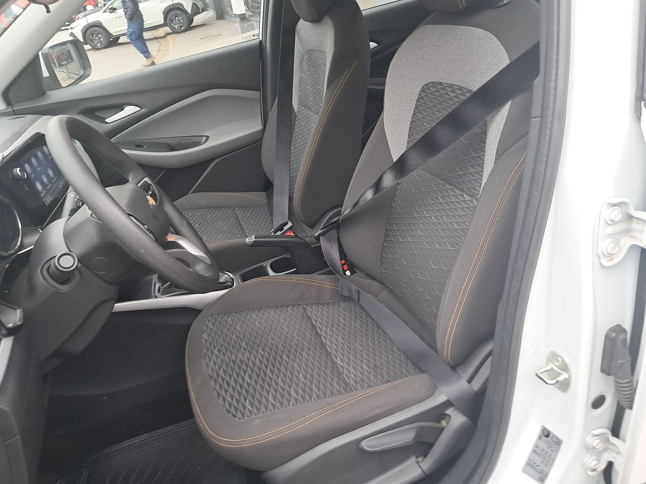 Chevrolet Montana — foto 23 de 33