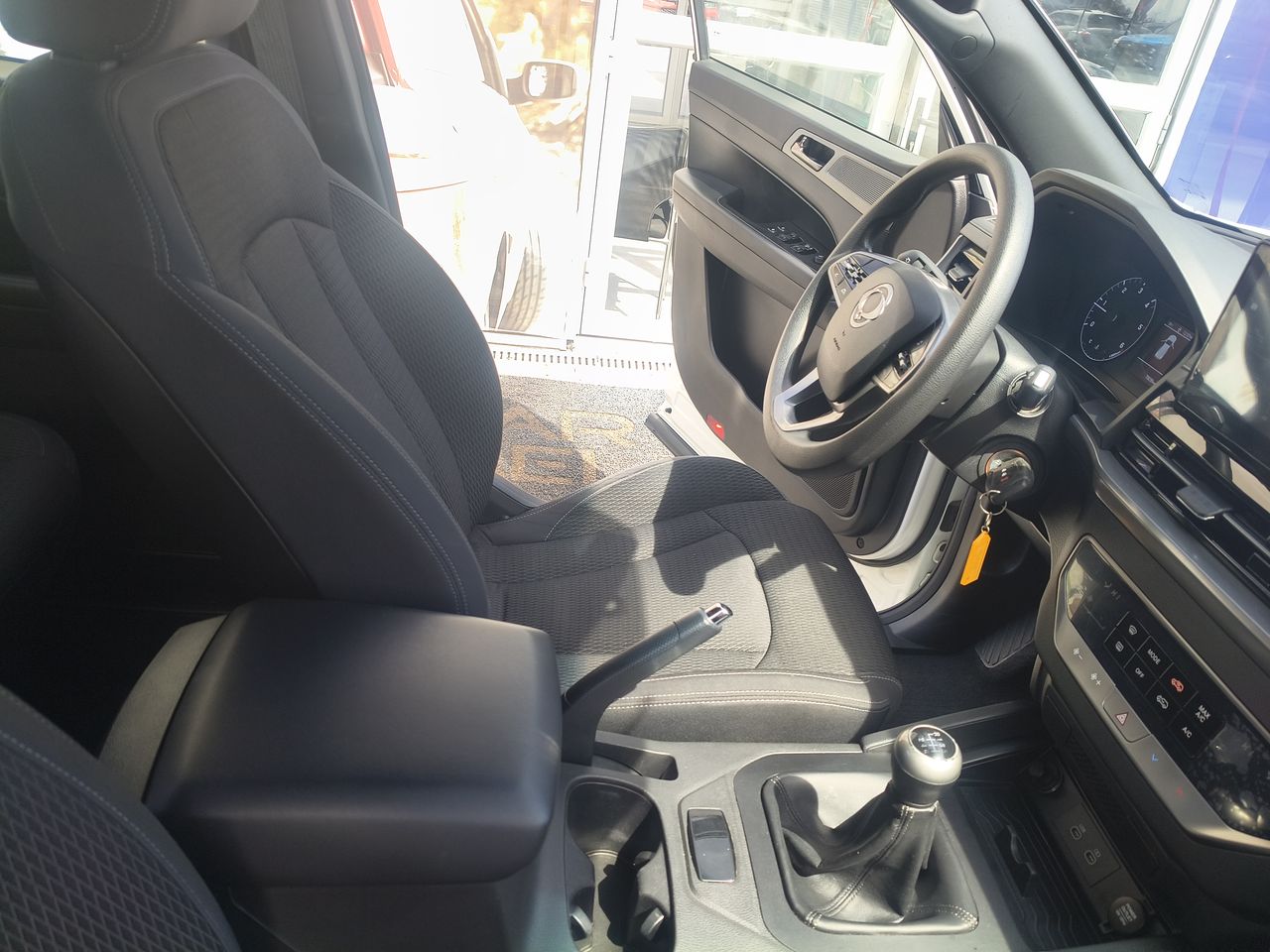 SsangYong Musso — foto 17 de 30