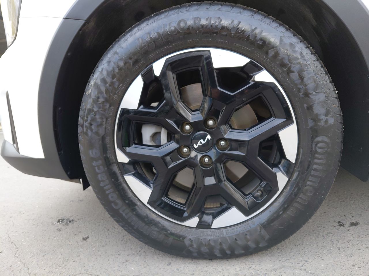 KIA Sorento — foto 16 de 35