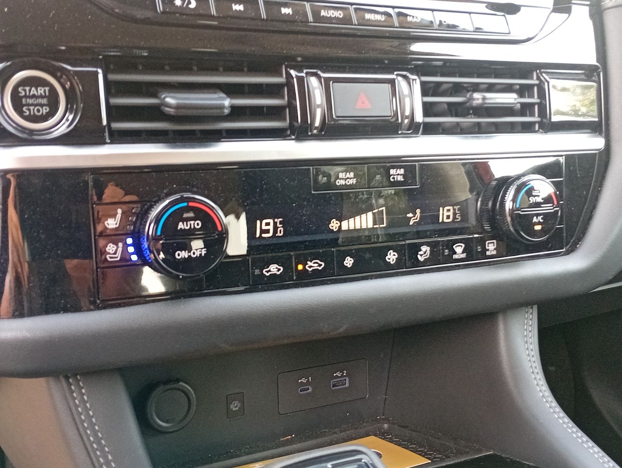 NISSAN - 20