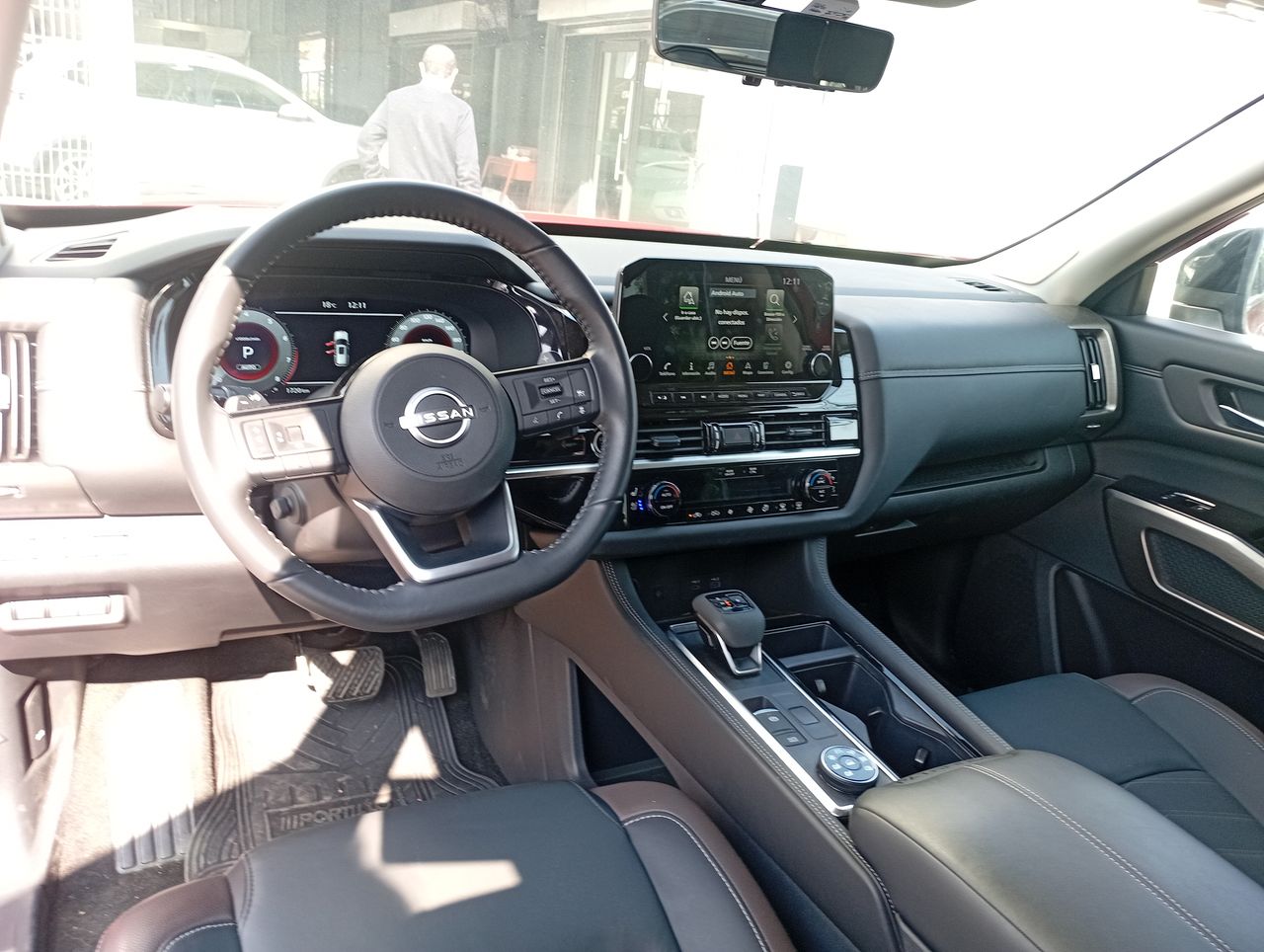 NISSAN - 22