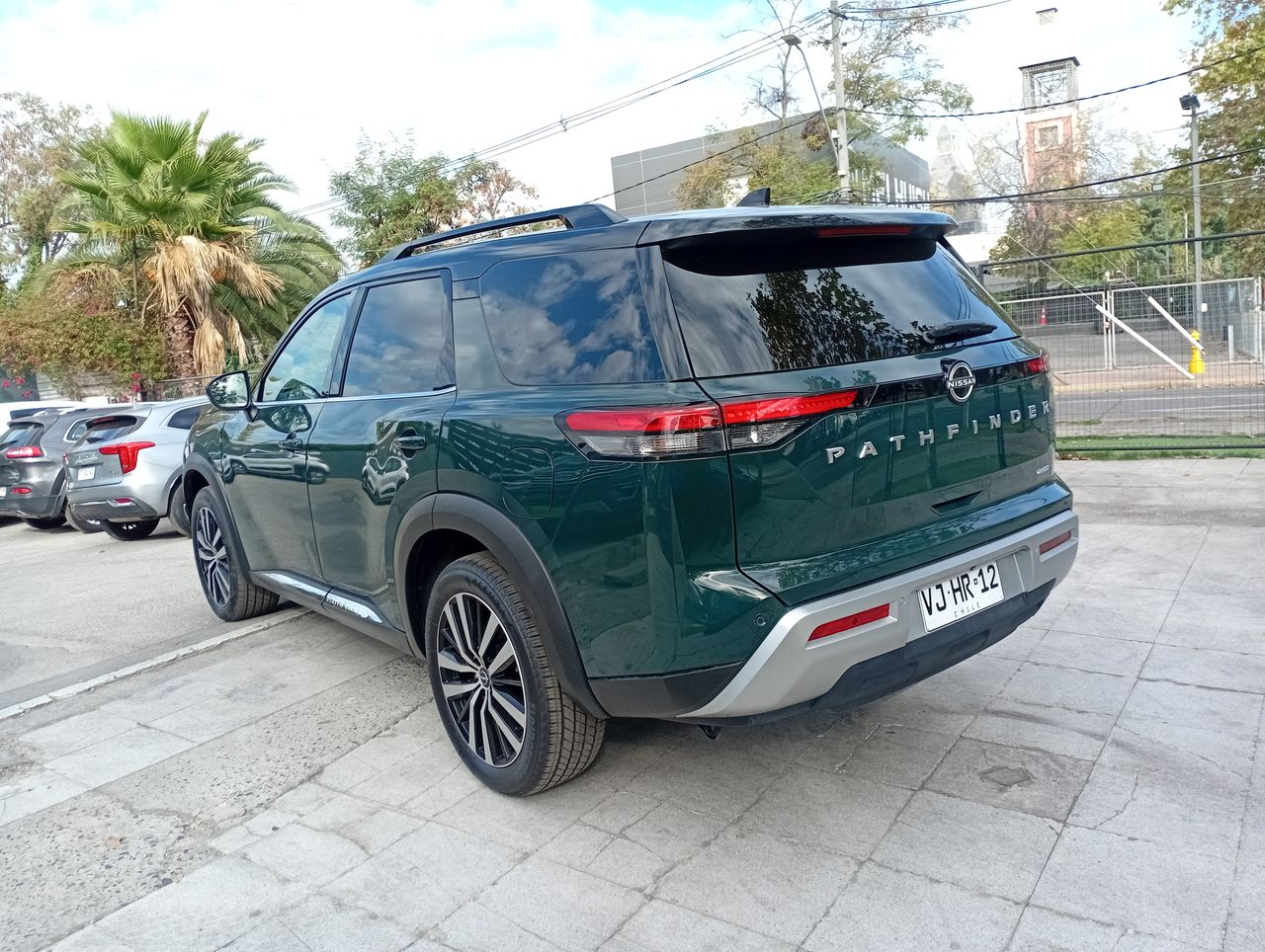 NISSAN - 5