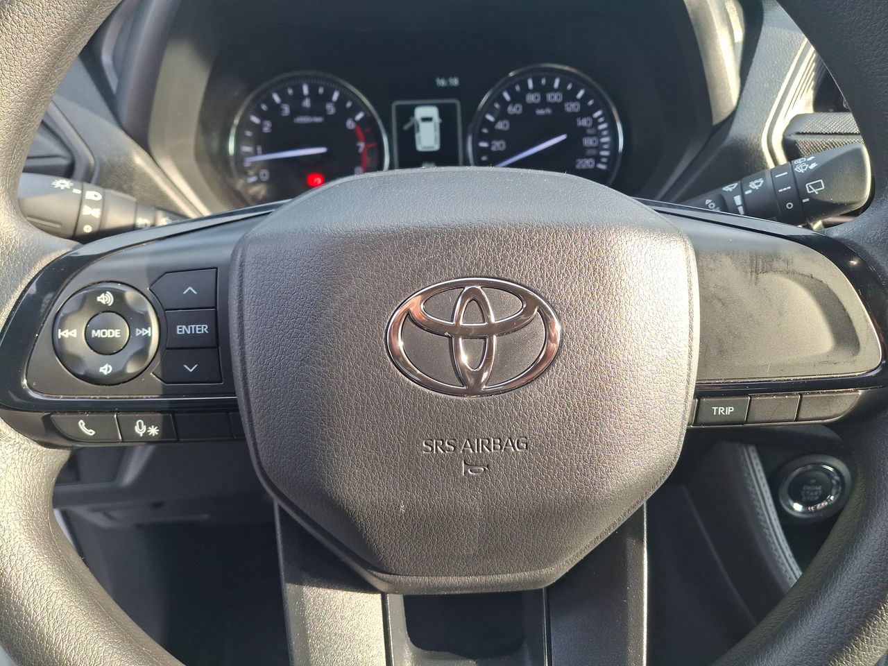 TOYOTA - 25