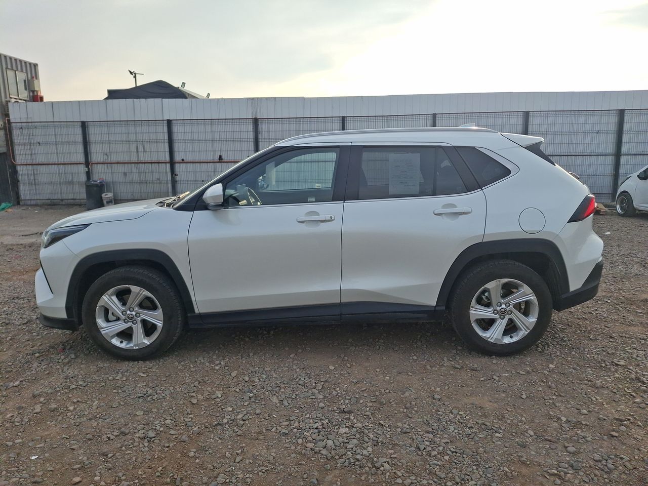 TOYOTA - 4