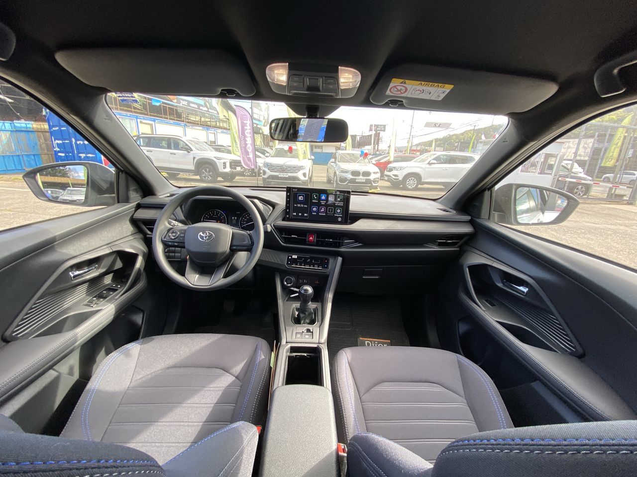 Toyota Yaris Cross — foto 10 de 35