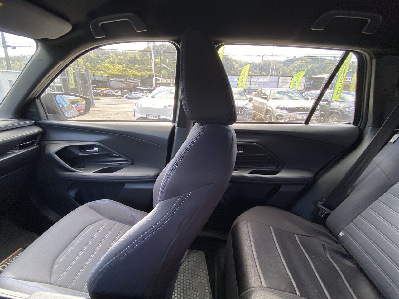 Toyota Yaris Cross — foto 12 de 35
