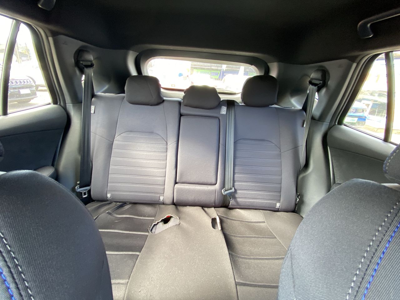 Toyota Yaris Cross — foto 14 de 35