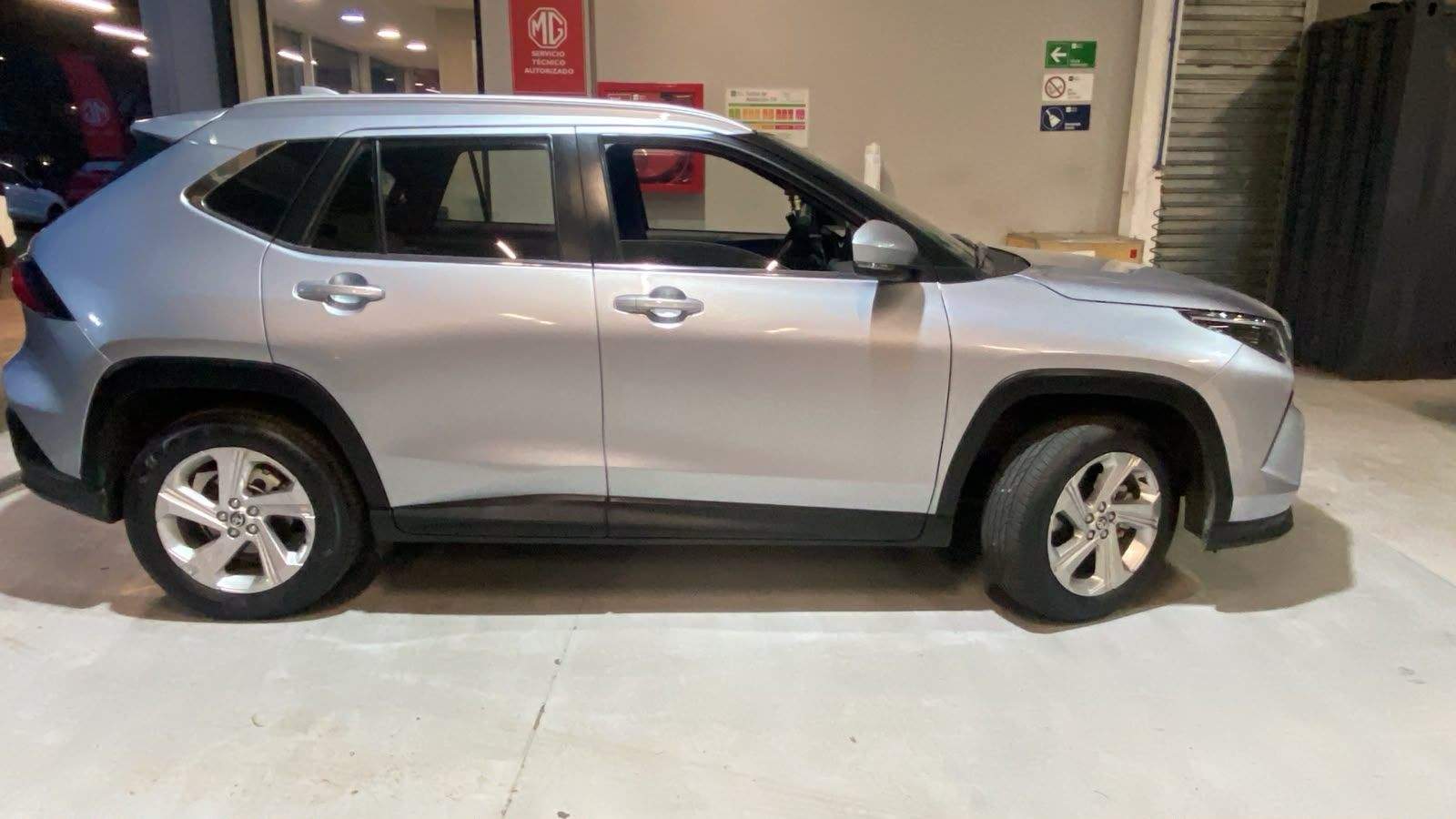 TOYOTA - 3