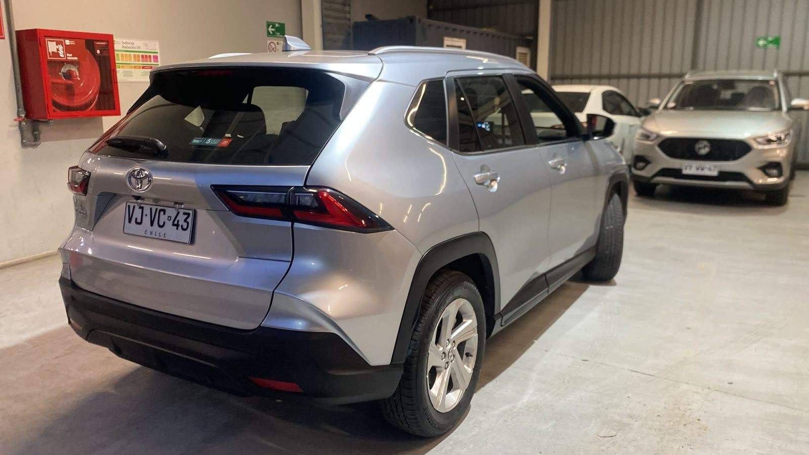 TOYOTA - 4