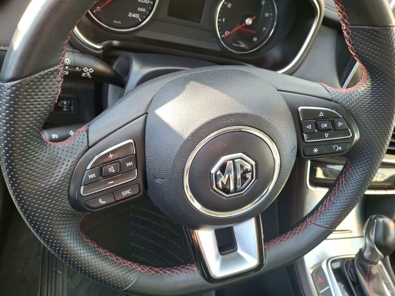 MG Hs — foto 26 de 36
