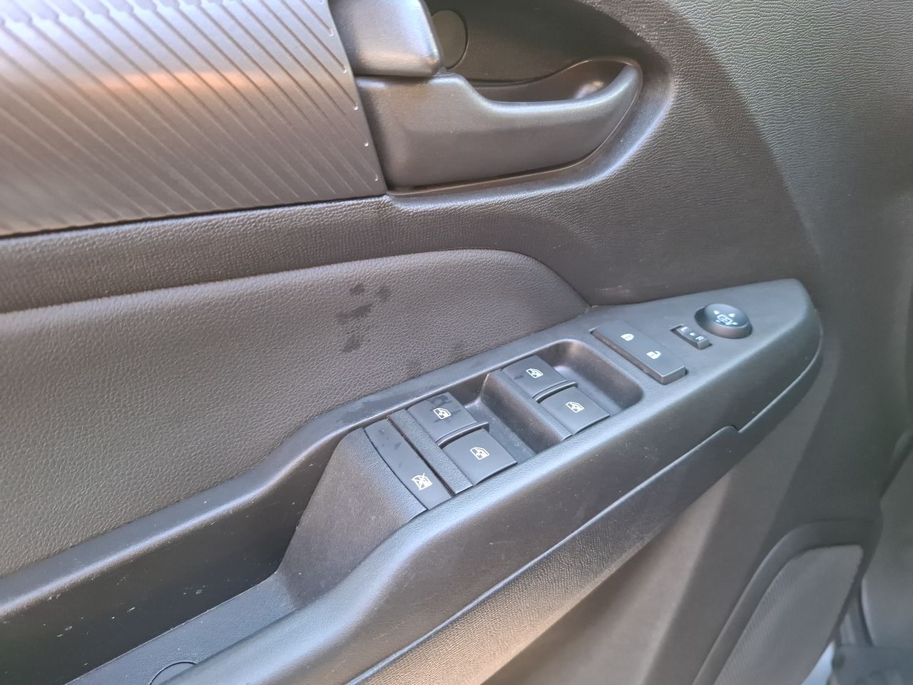 Chevrolet Colorado — foto 15 de 31