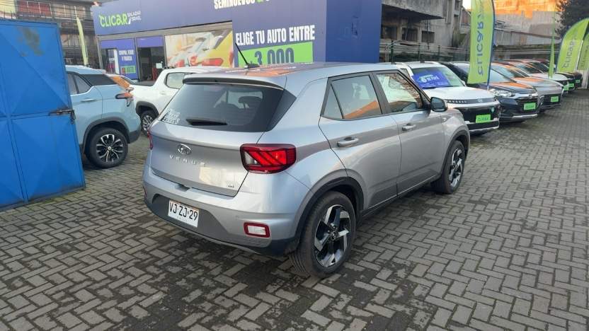 HYUNDAI - 3