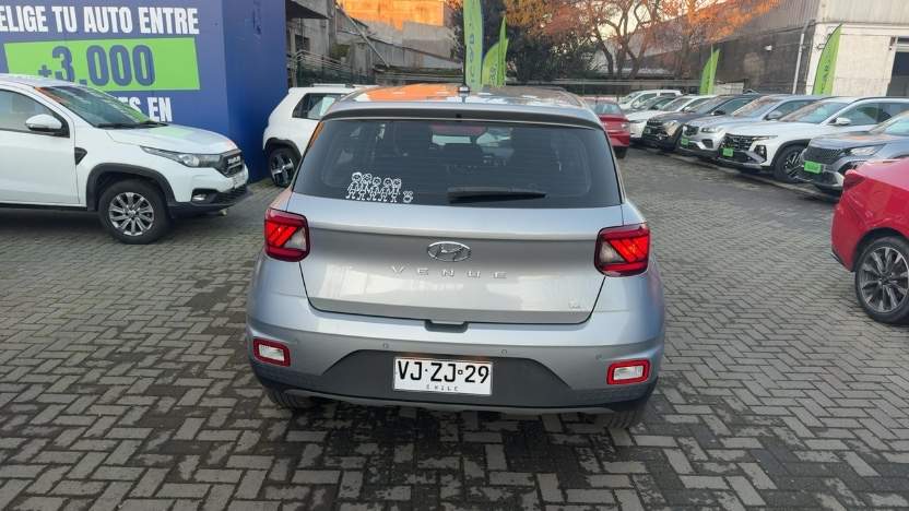 HYUNDAI - 4
