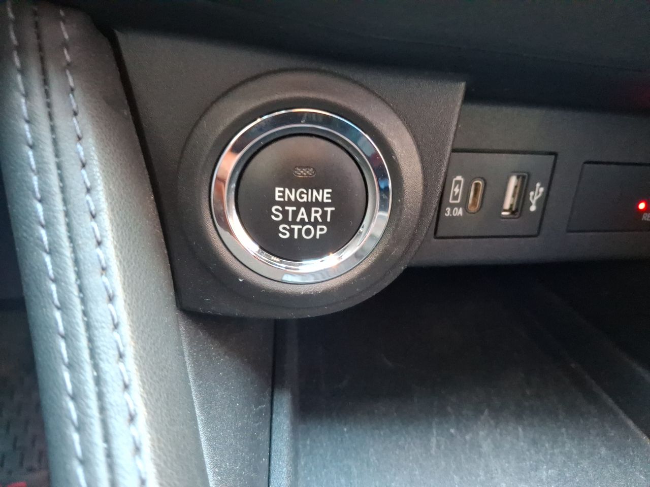 Toyota Yaris Cross — foto 27 de 27