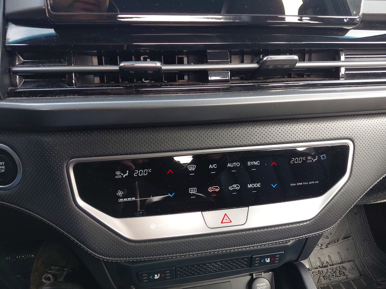 SSANGYONG - 23