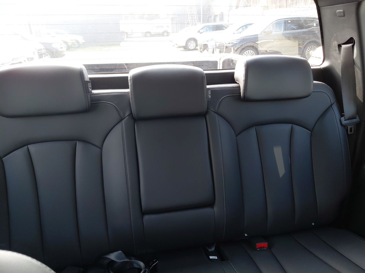 SSANGYONG - 28