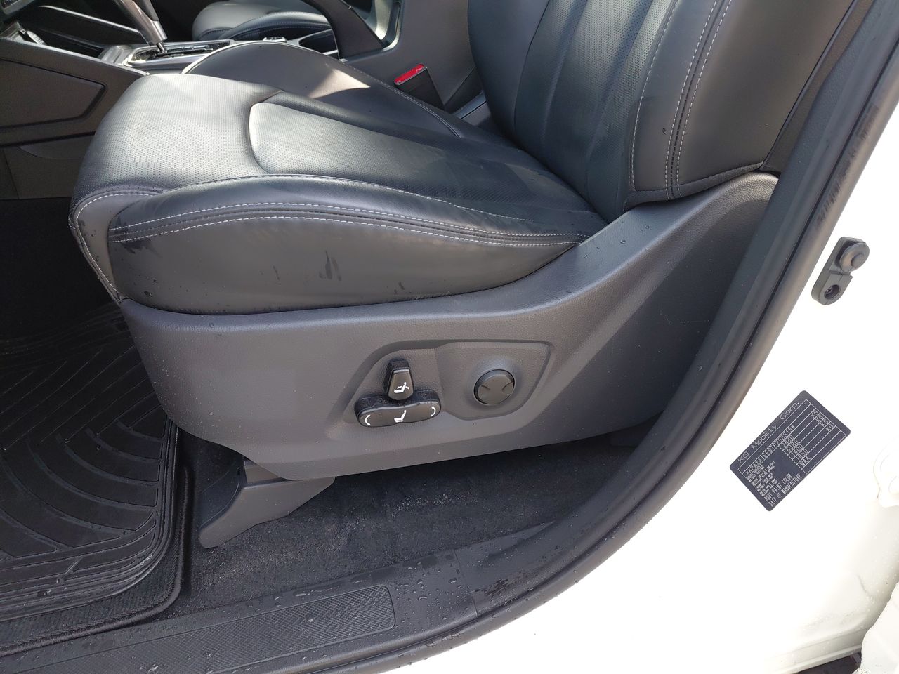 SSANGYONG - 16