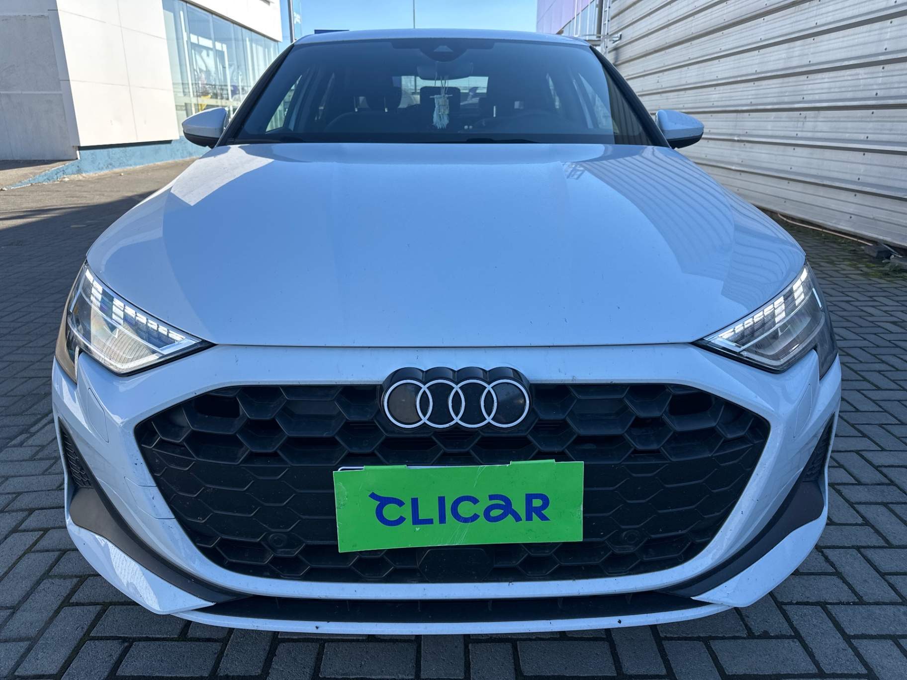 AUDI - 2