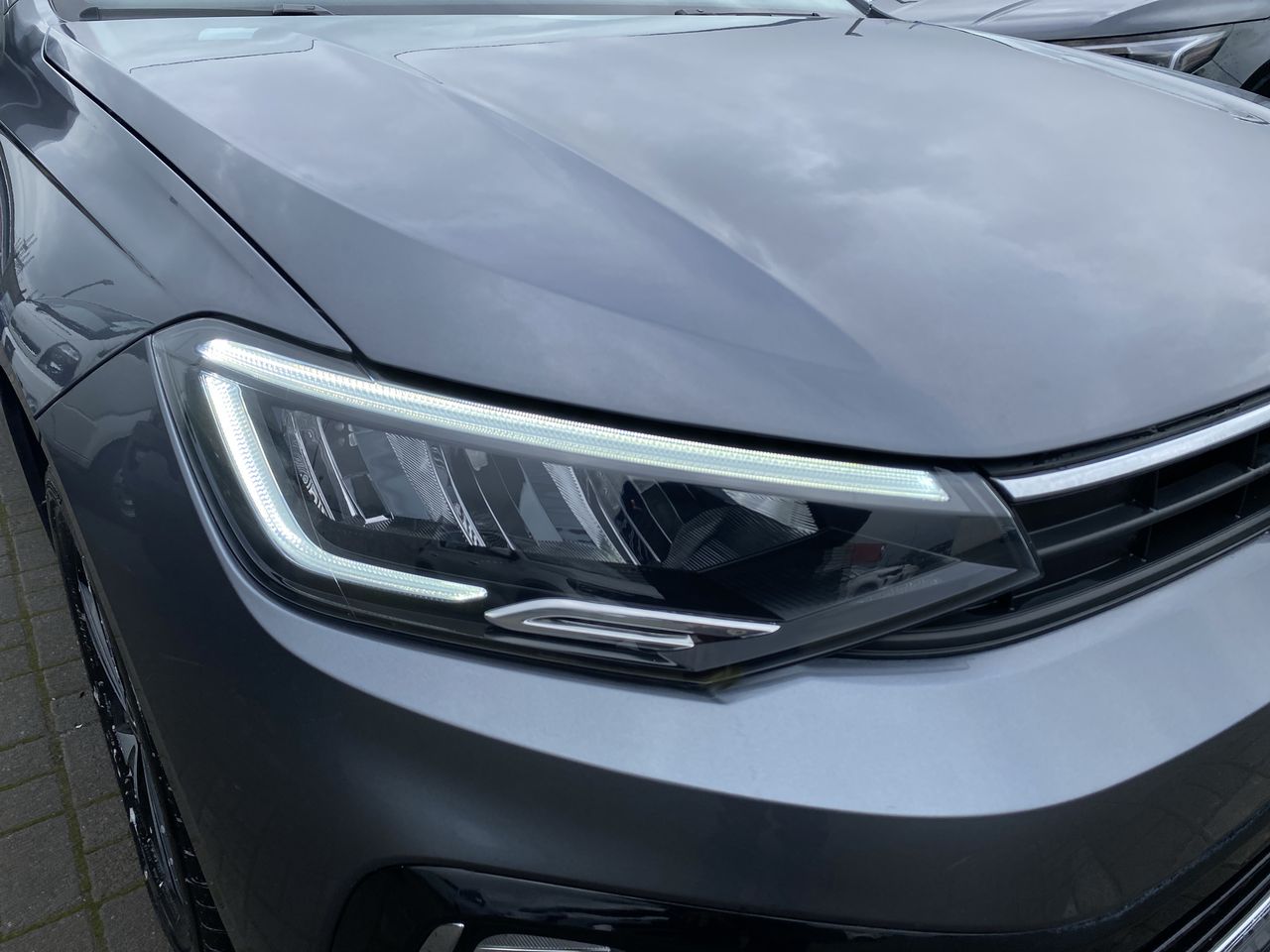 Volkswagen Virtus — foto 12 de 27