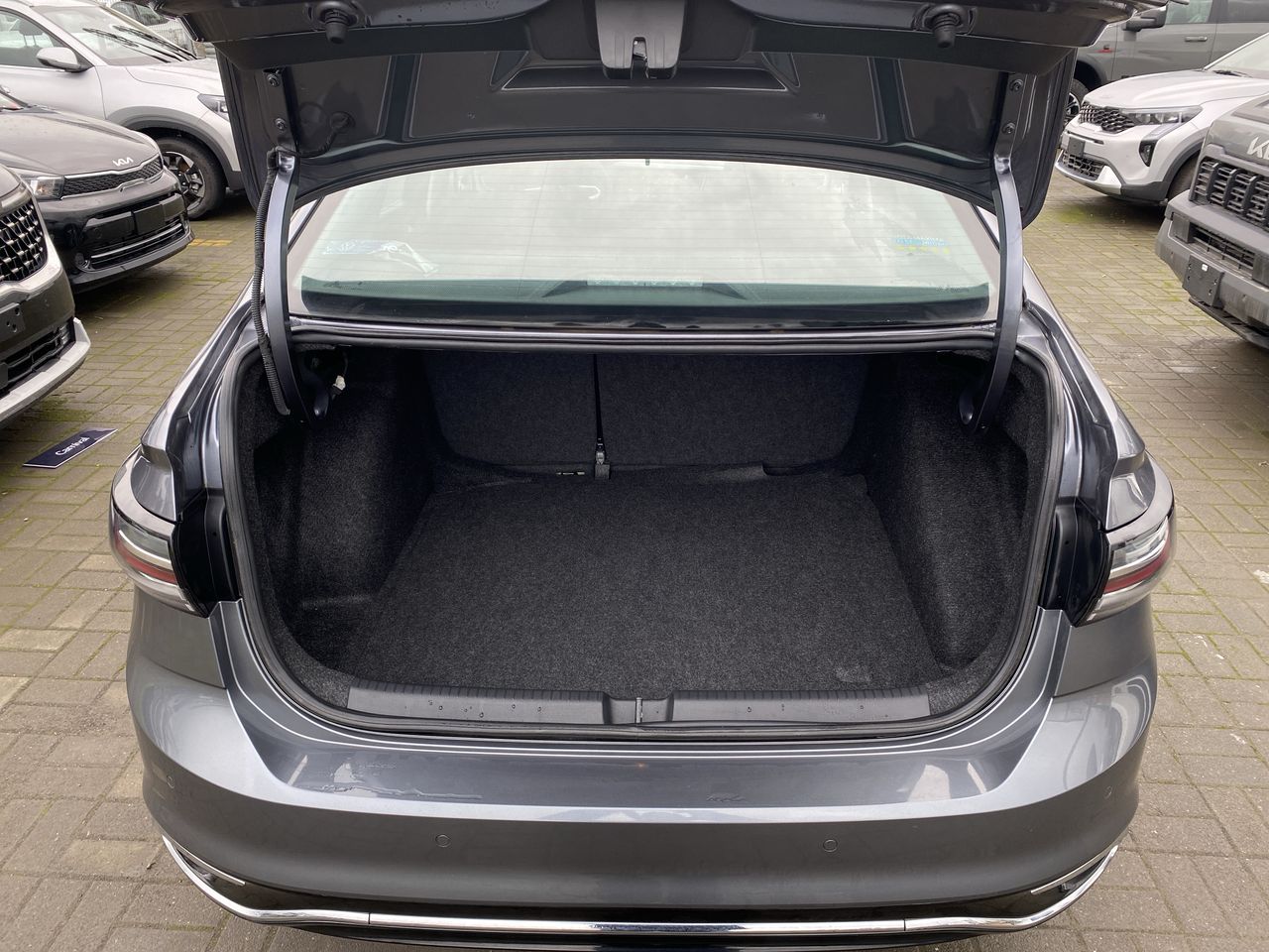 Volkswagen Virtus — foto 15 de 27