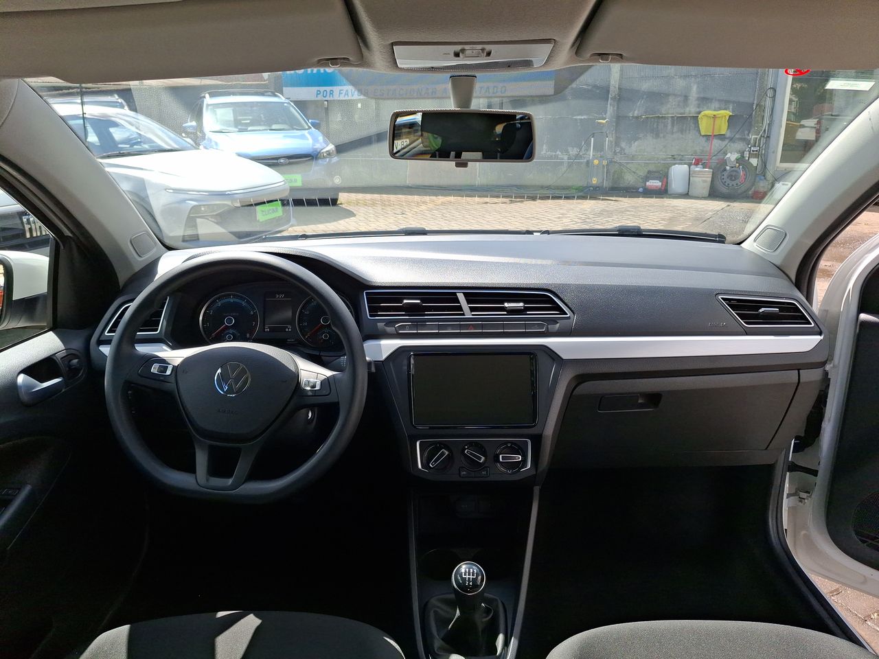 VOLKSWAGEN - 29