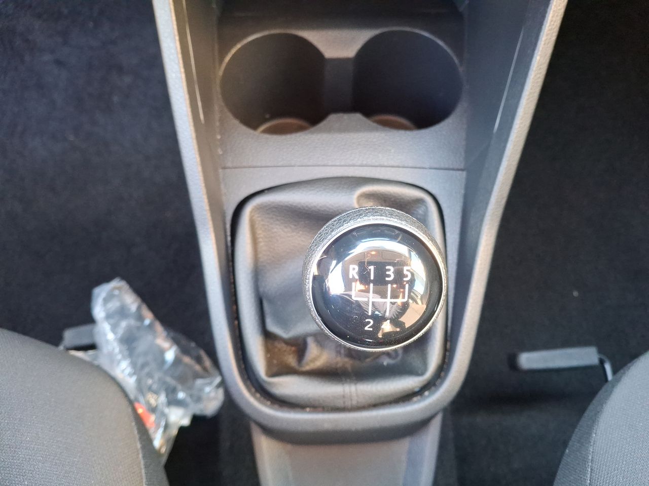 VOLKSWAGEN - 29