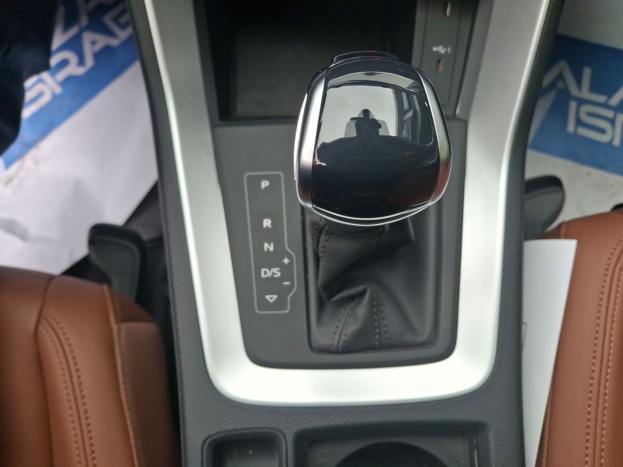 AUDI - 30