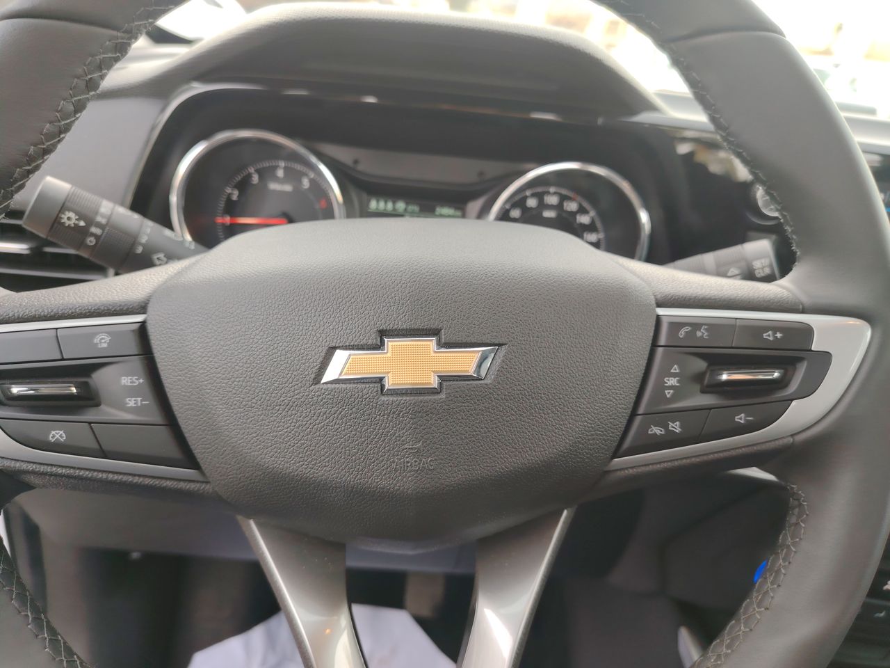 Chevrolet Montana — foto 17 de 26