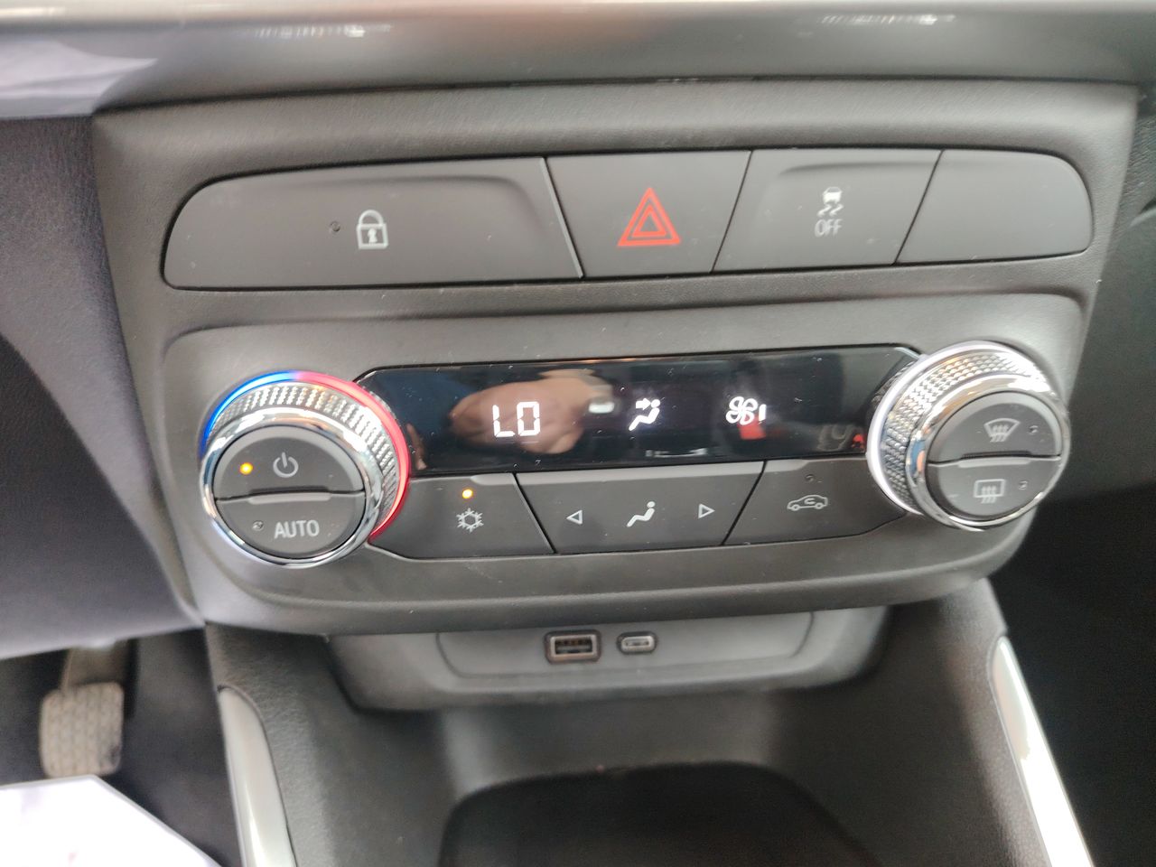 Chevrolet Montana — foto 21 de 26