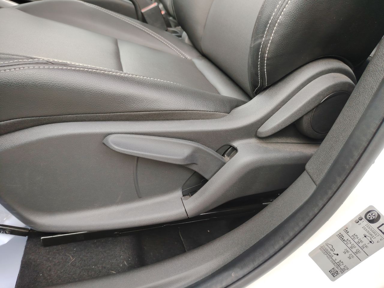 Chevrolet Montana — foto 14 de 26