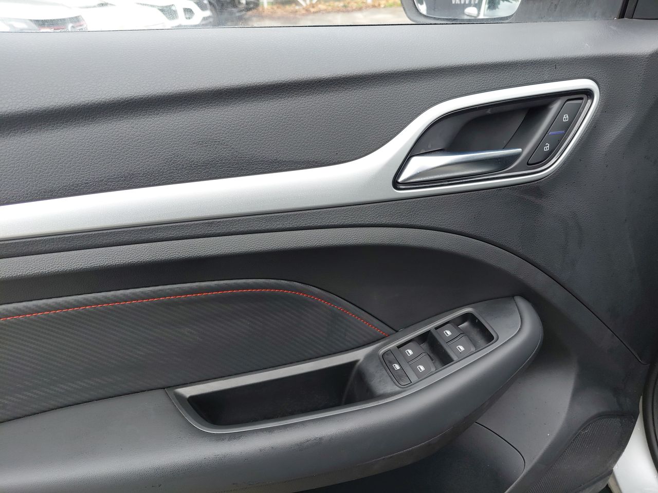 MG Zx — foto 16 de 28