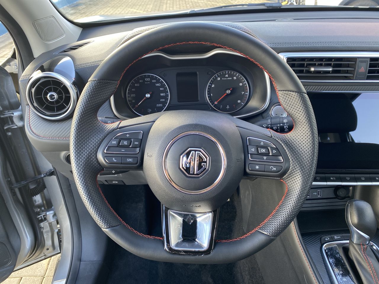 MG Zx — foto 19 de 28