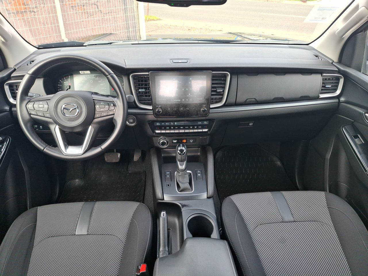 MAZDA - 24