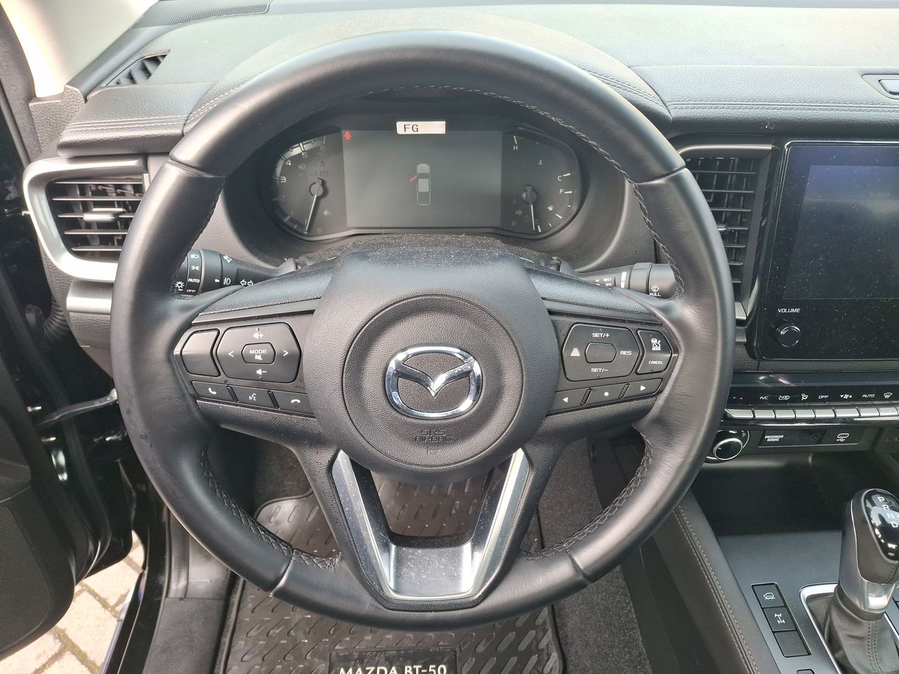 MAZDA - 17