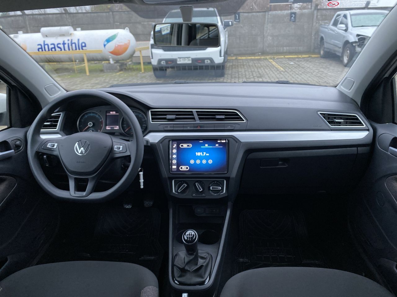 VOLKSWAGEN - 1