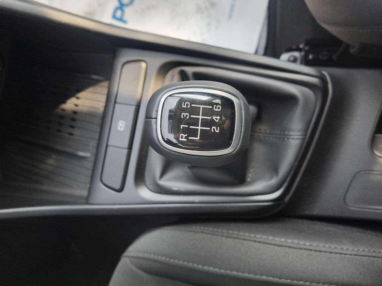 HYUNDAI - 28
