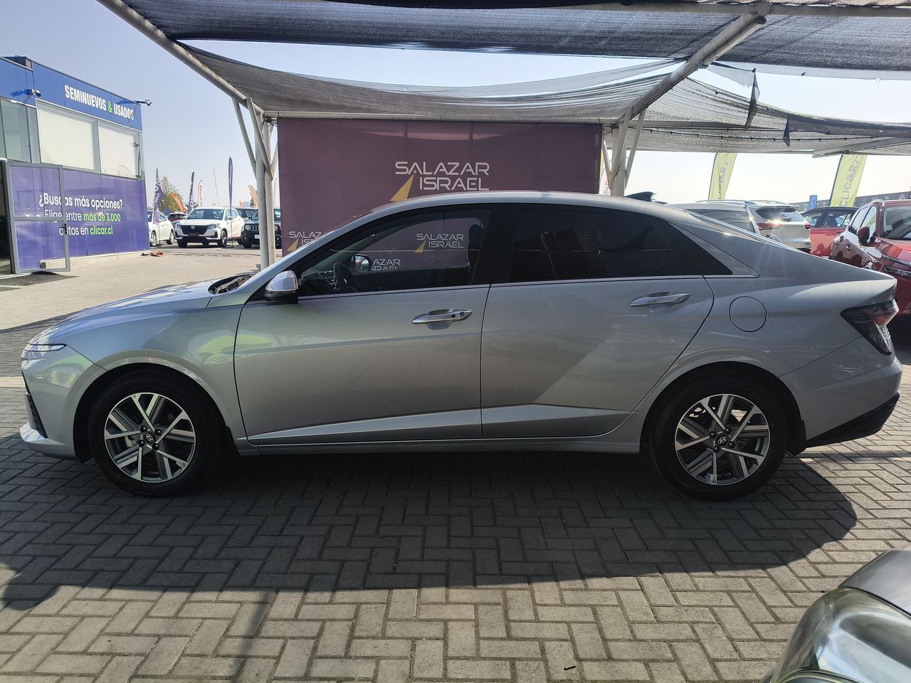 HYUNDAI - 4