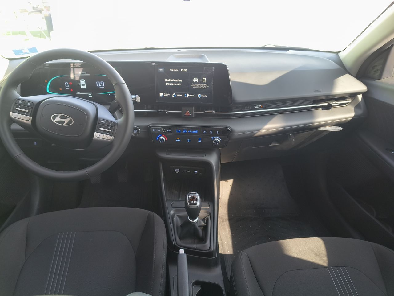 HYUNDAI - 9