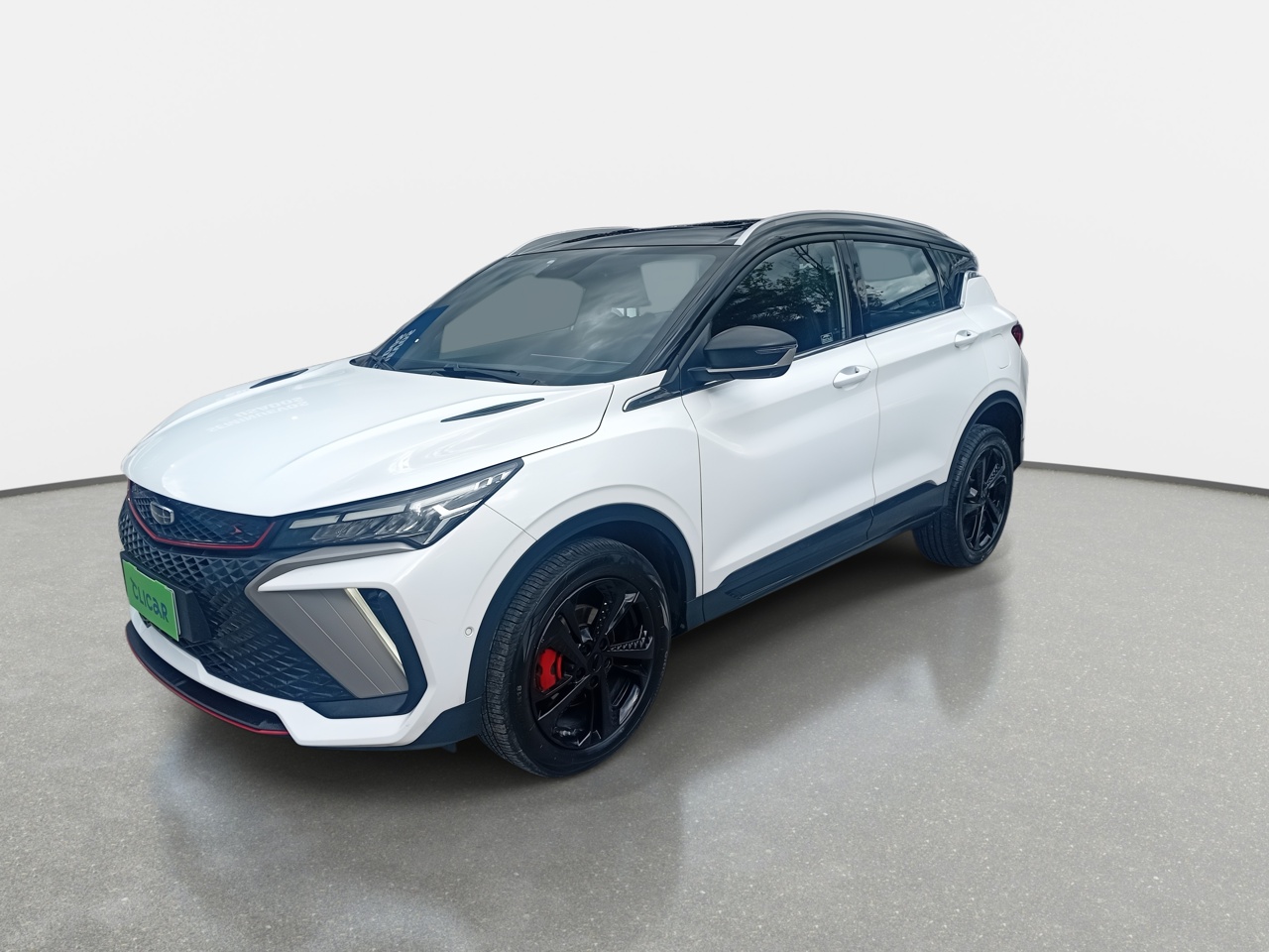 Geely Coolray — foto 4 de 36