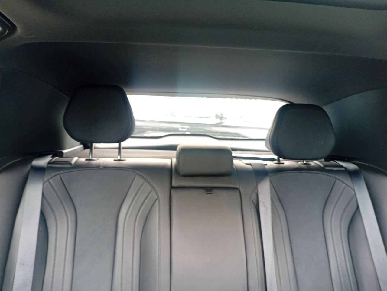 Geely Coolray — foto 14 de 36