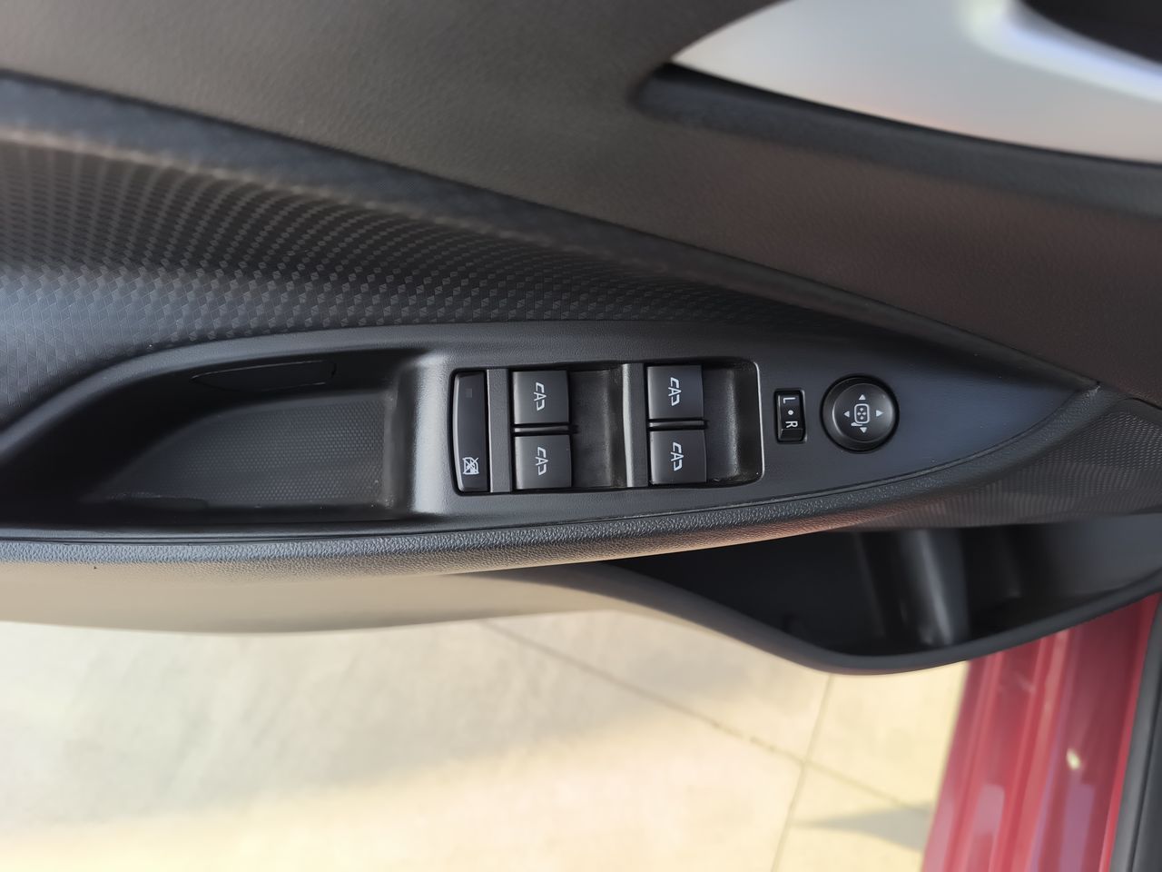 Chevrolet Onix — foto 21 de 29