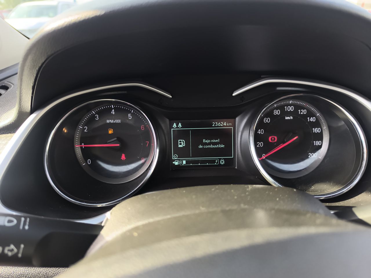 Chevrolet Onix — foto 24 de 29