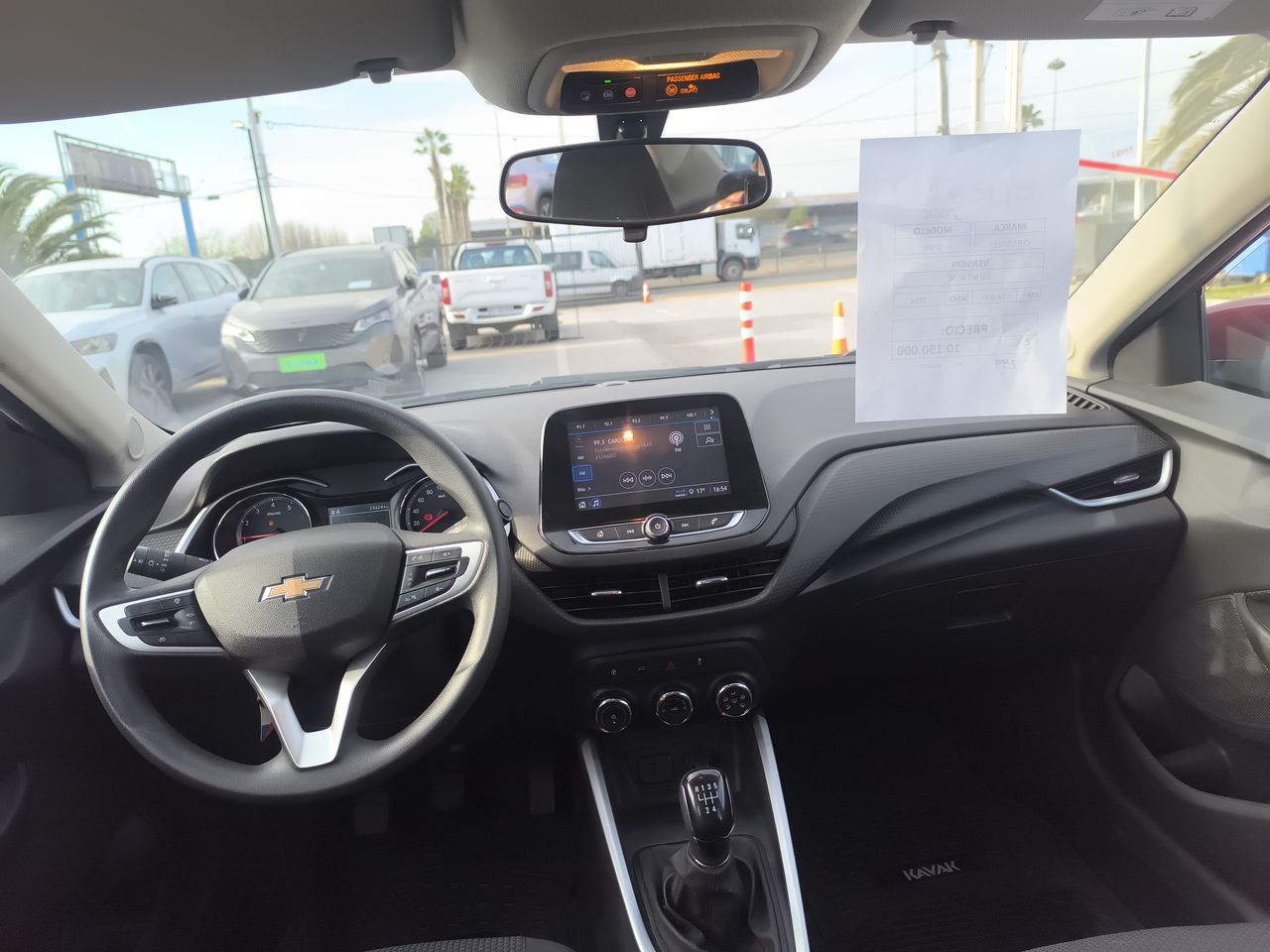 Chevrolet Onix — foto 10 de 29