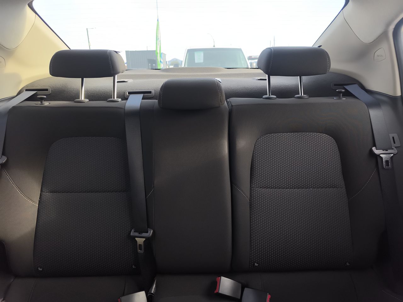 Chevrolet Onix — foto 13 de 29