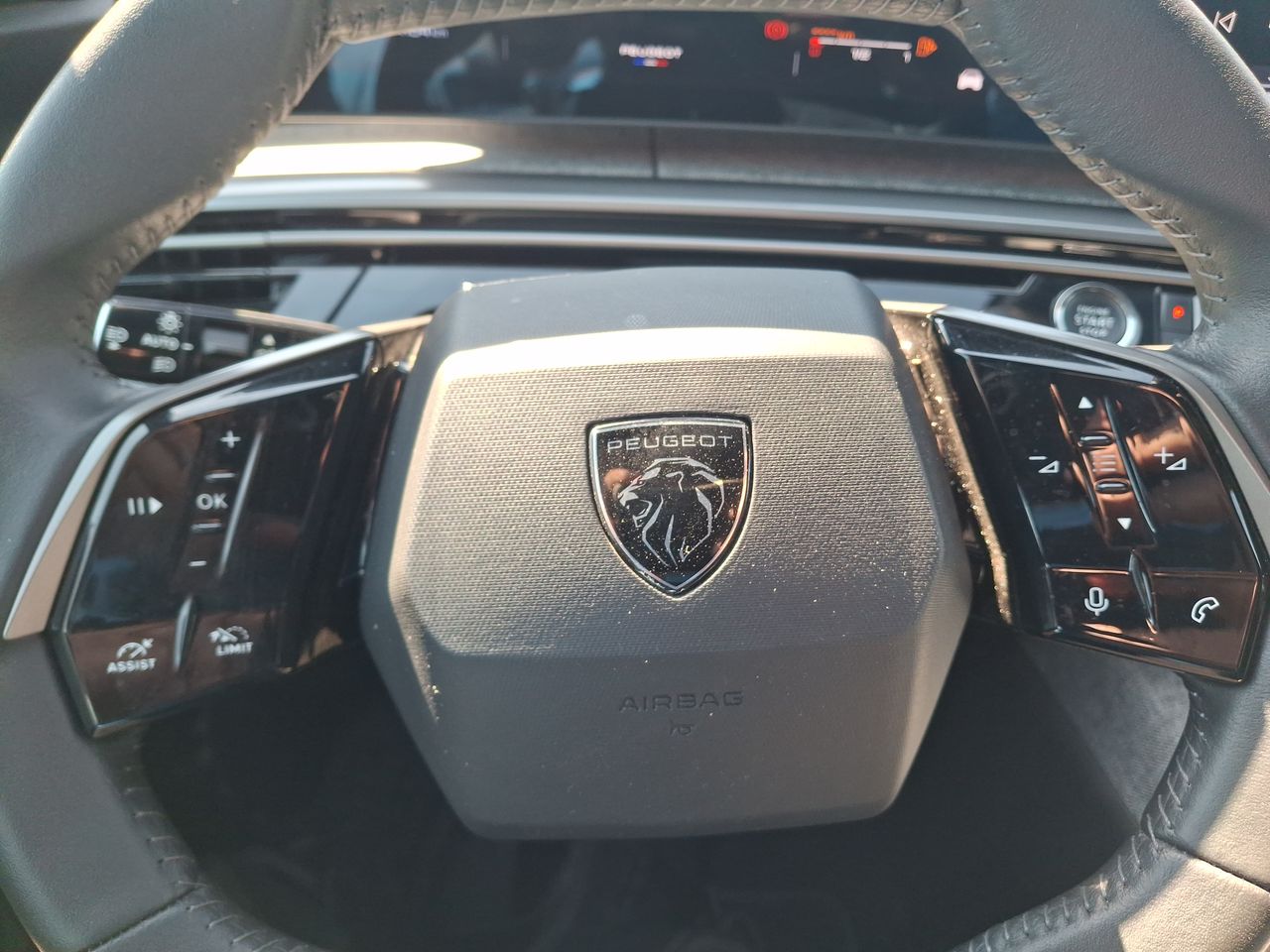 Peugeot 3008 — foto 25 de 31
