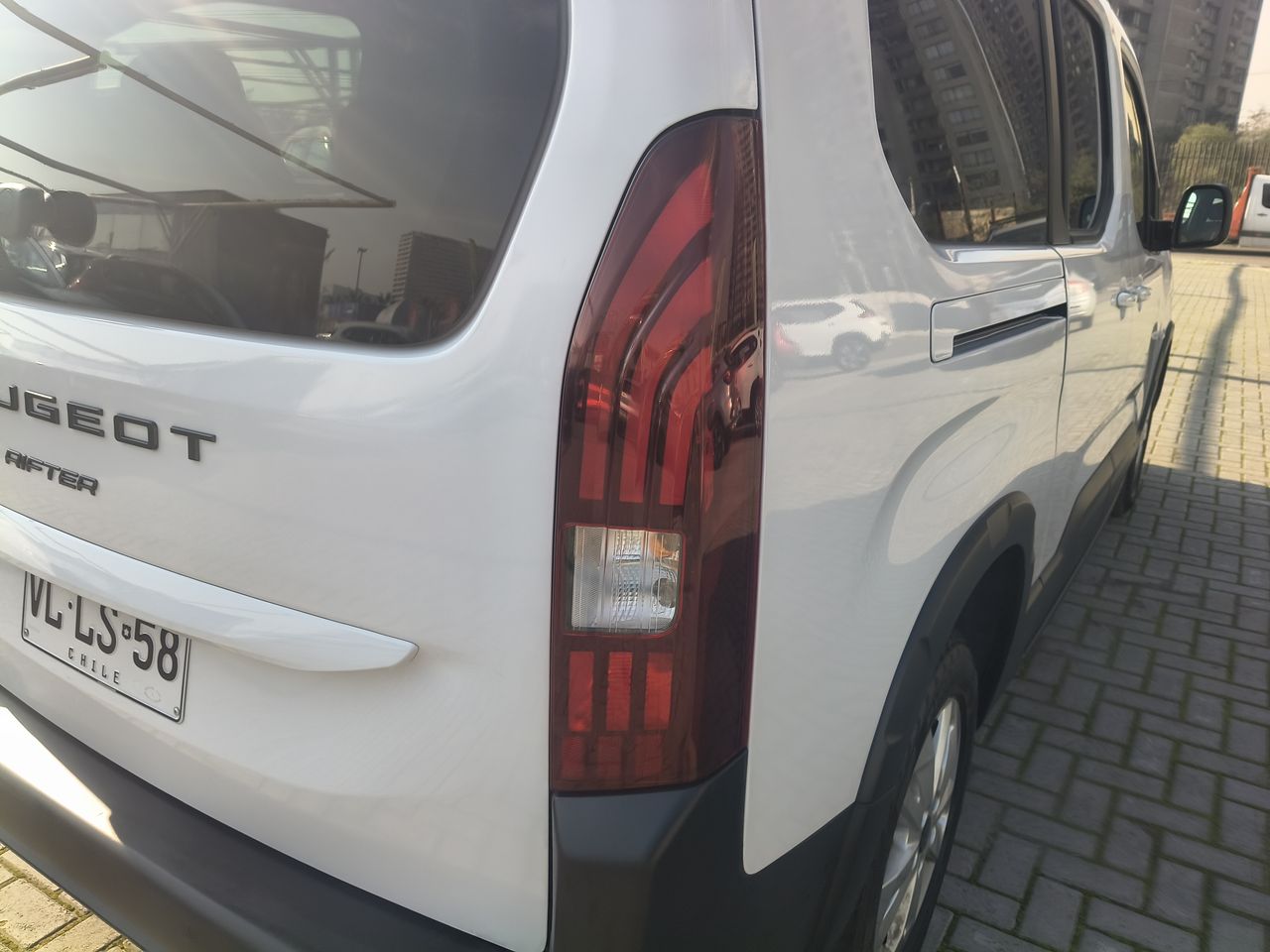 Peugeot Rifter — foto 21 de 30