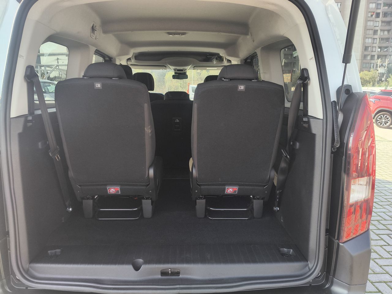 Peugeot Rifter — foto 22 de 30