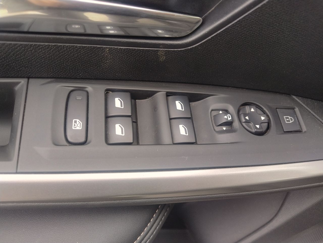 Peugeot 3008 — foto 22 de 38
