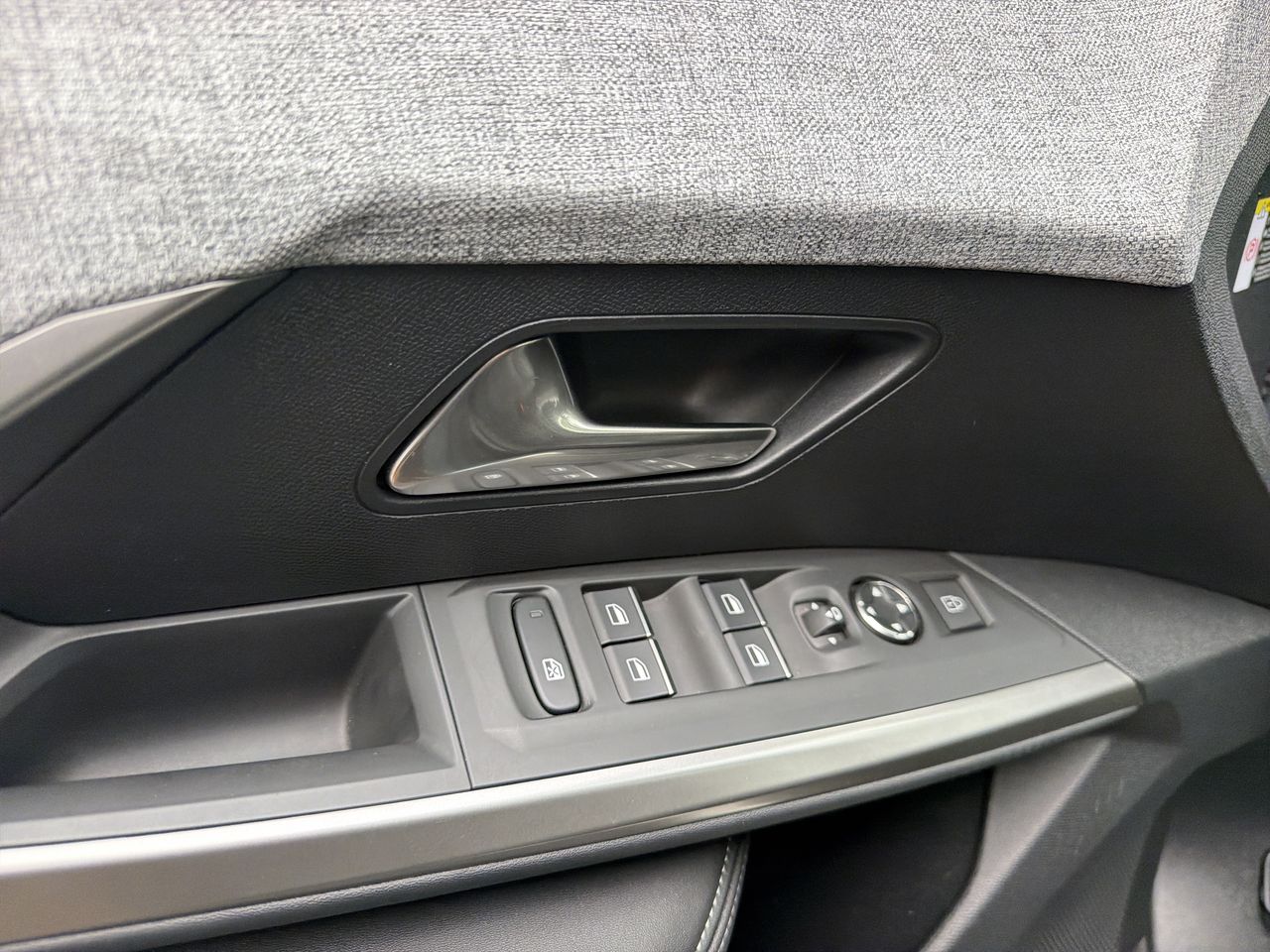 Peugeot 5008 — foto 21 de 37