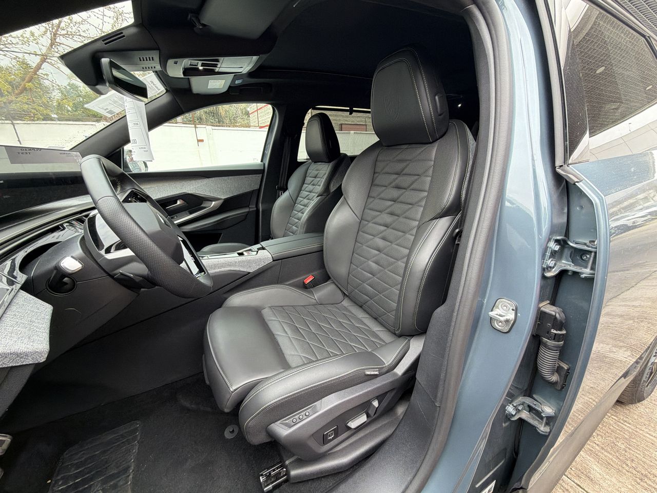 Peugeot 5008 — foto 23 de 37